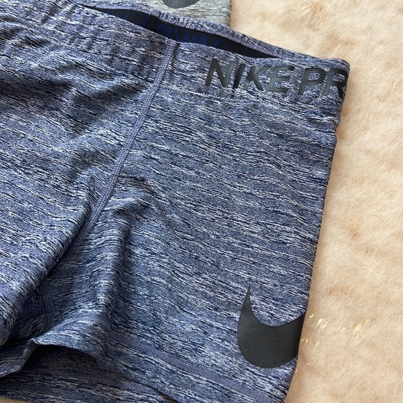 Nike Pro Short Set - Picture 2 of 5